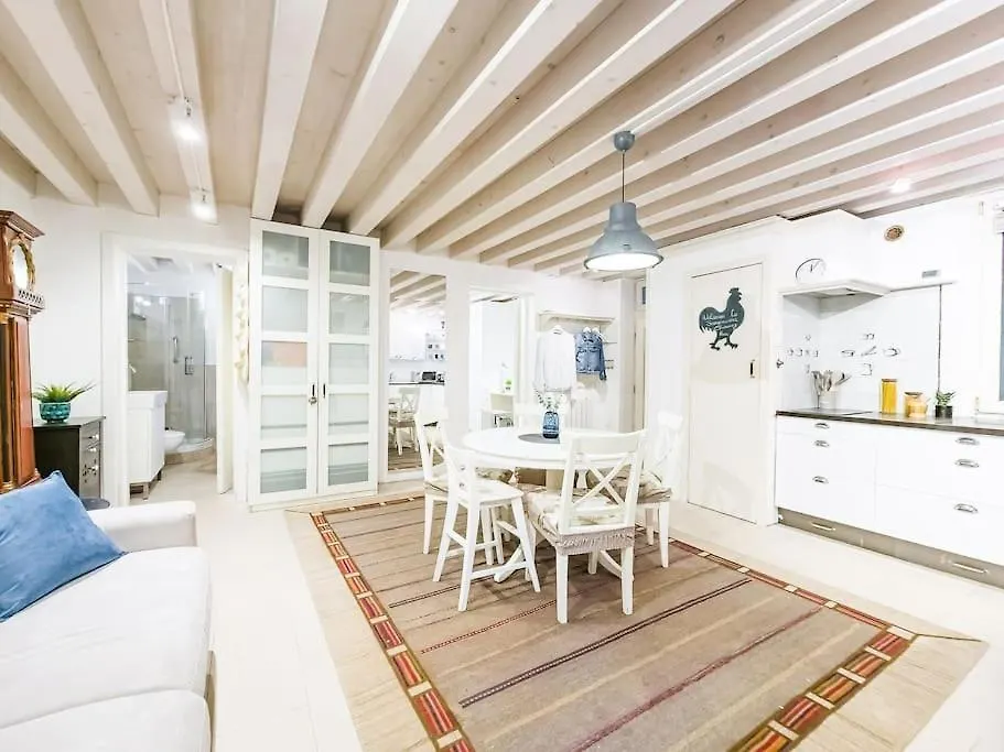 Apartment Serenissima Charming Home - In The Heart Of Venice